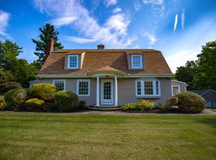 20 Tunxis Ave, East Granby, CT 06026