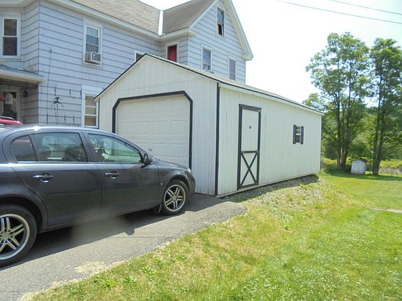 2nd image of 21 W White Bear Dr