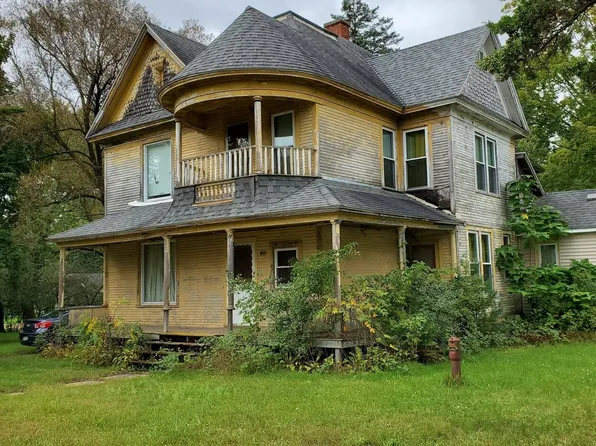 245 N Main St, Hancock, WI 54943