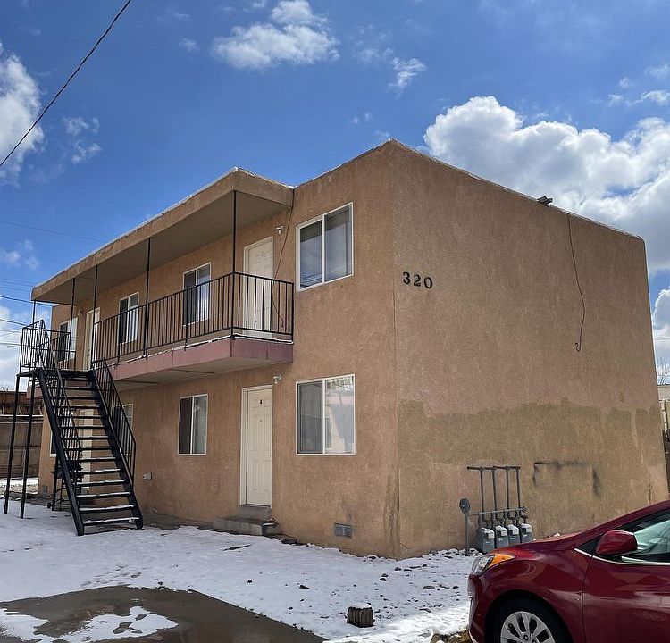 1st image of 320 Vermont St NE #3
