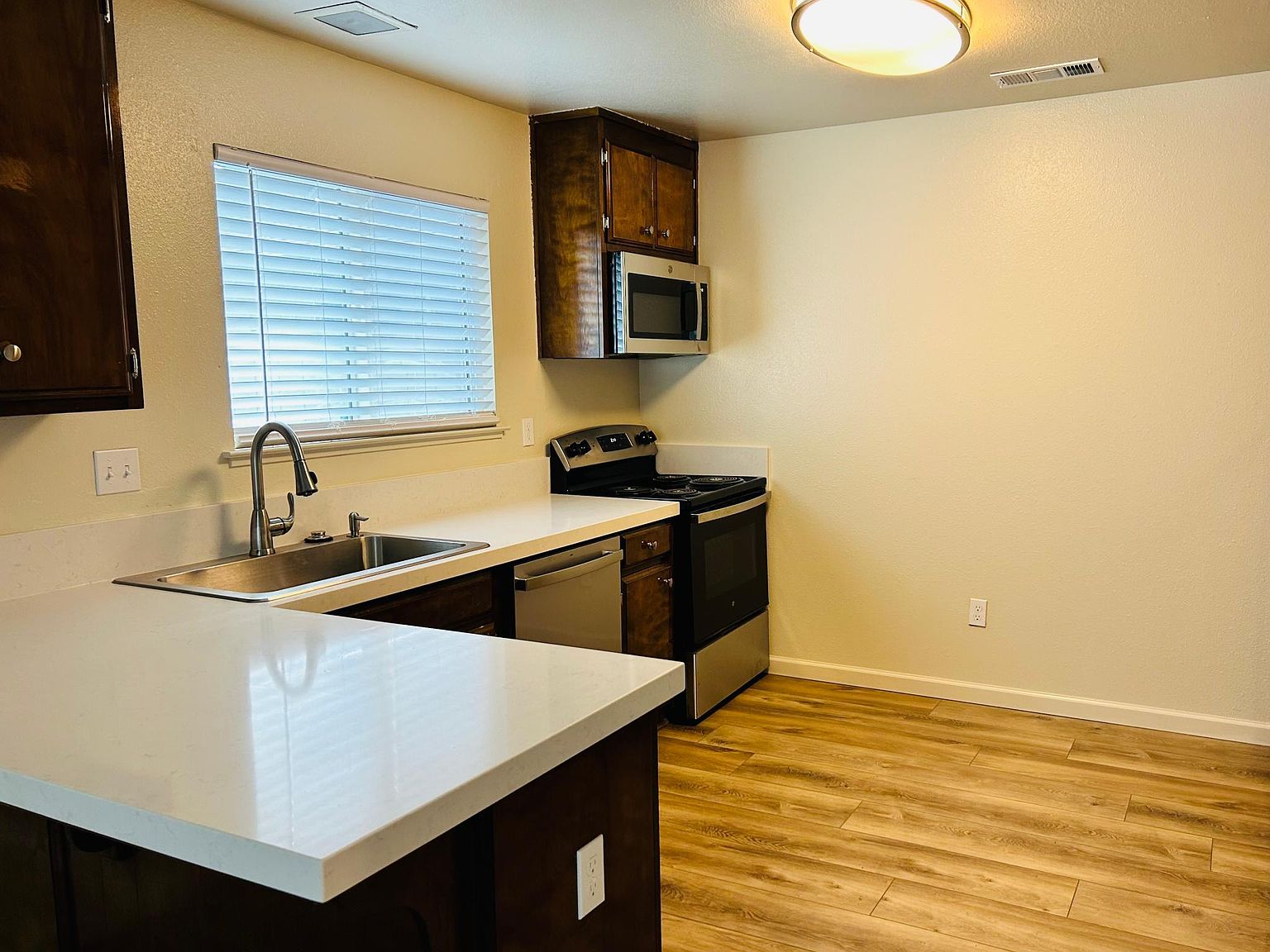 701 Wimbledon Dr, Lodi, CA 95240 Zillow