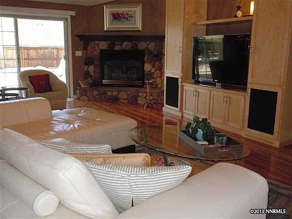 2nd image of 1028 Silveranch Dr