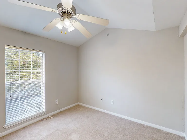 The Carriage Homes at Wyndham — Photo 55
