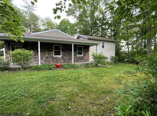 981 Fox Hill Rd, State College, PA 16803