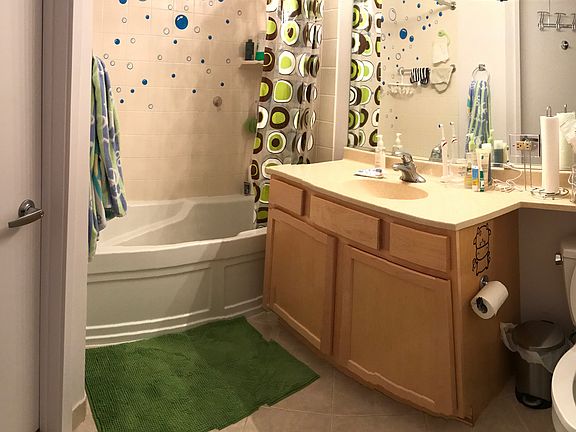 4th image of 222 N Columbus Dr APT 1805