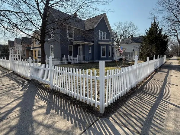 1404 Market St, La Crosse, WI 54601