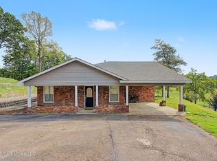 3480 Woodland Lake Dr, Hernando, MS 38632