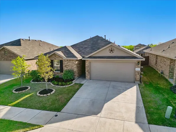 16717 Milwaukee St, Justin, TX 76247