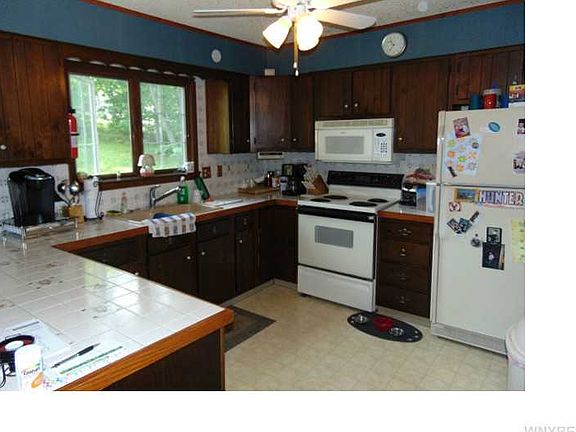 2nd image of 31 N 7th St