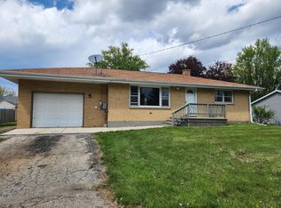 W1326 HoneySuckle ROAD, Genoa City, WI 53128