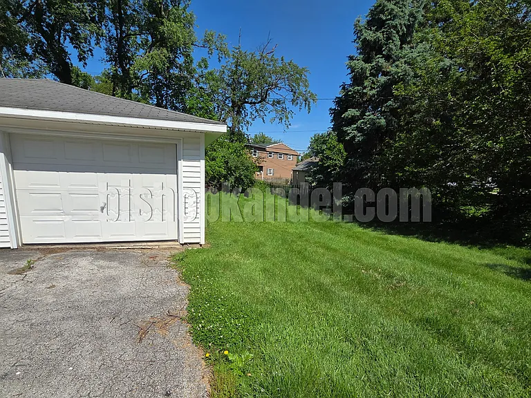 1614 Crystal Ave — Photo 12