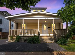 703 N Barton St, Arlington, VA 22201
