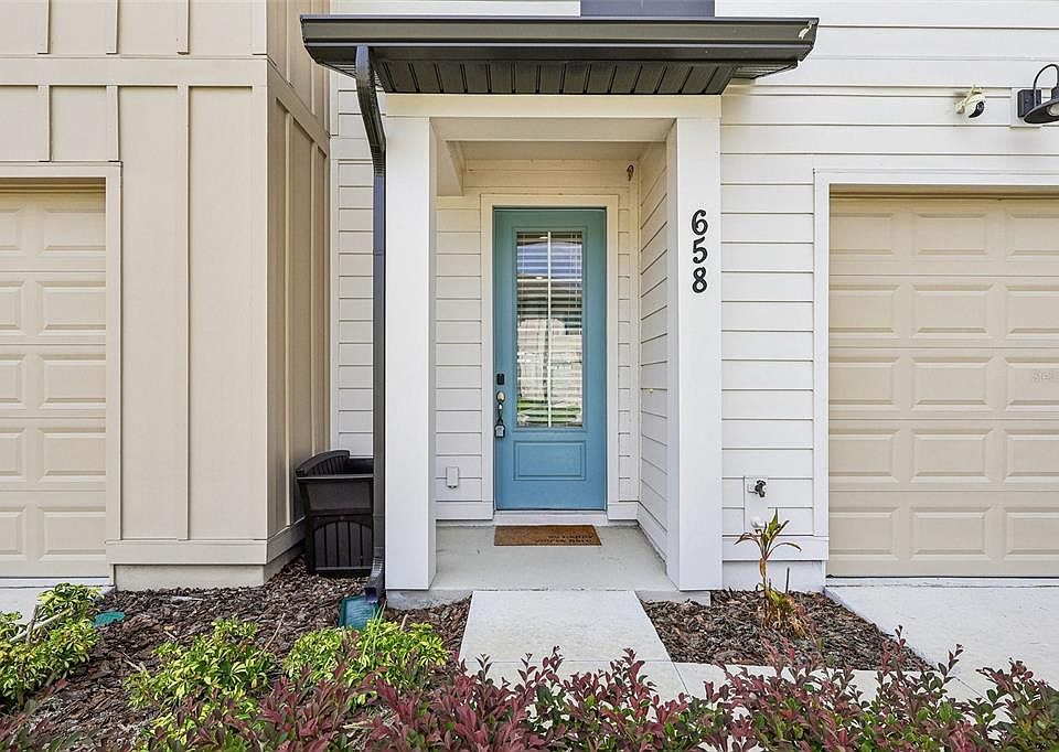 1st image of 658 LONGBOAT DRIVE