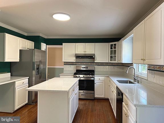 5th image of 52 Eaton Pl