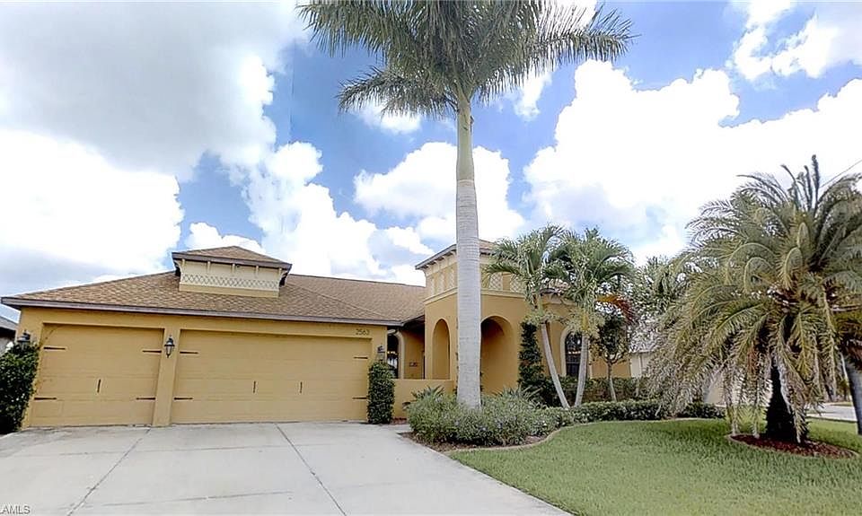 1st image of 2563 SW 27th St