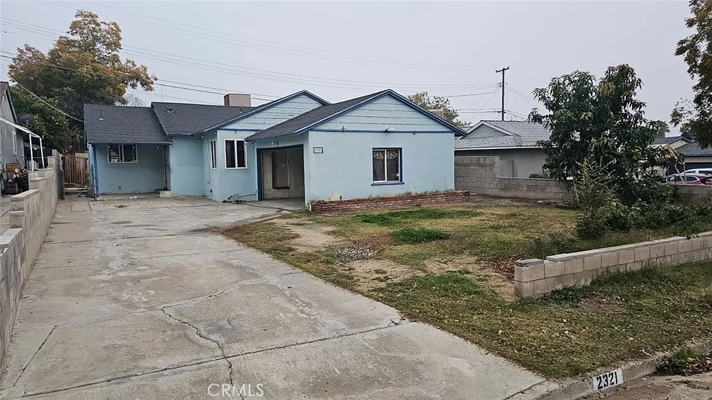 2321 Sandy Ln photo 1