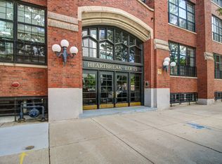 17 N Loomis St APT 3J, Chicago, IL 60607