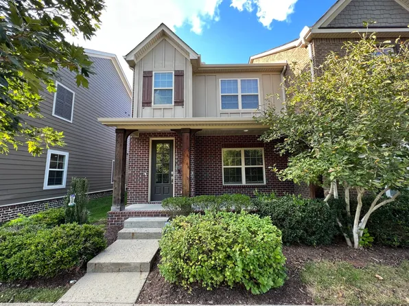 1606 Shadow Green Dr, Franklin, TN 37064