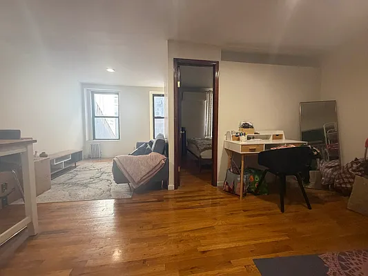 41 West 46th Street #5B