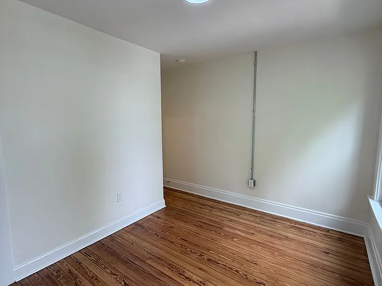 421 Hanford St — Photo 11