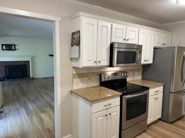 177 Heritage Village #C, Southbury, CT 06488