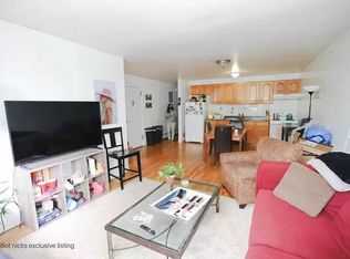 119 Carlton Ave #3F, Brooklyn, NY 11205