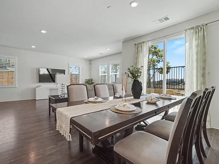 821 Parisa Pl — Photo 19