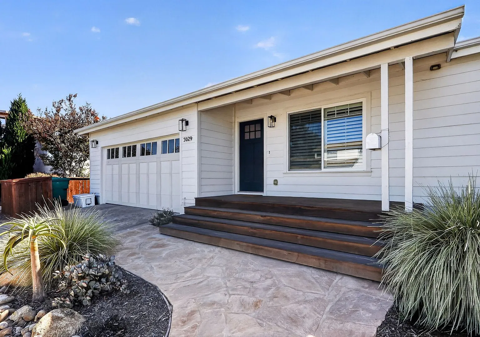 Stunning 4 bed 3 bath - Clairemont — Photo 3