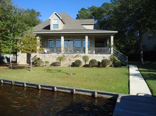 1812 E Lakeshore Dr, Carriere, MS 39426
