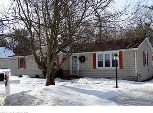 10 Union Rd, Cumberland, ME 04021