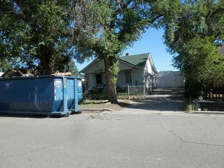 1st image of 1719 E 11th St