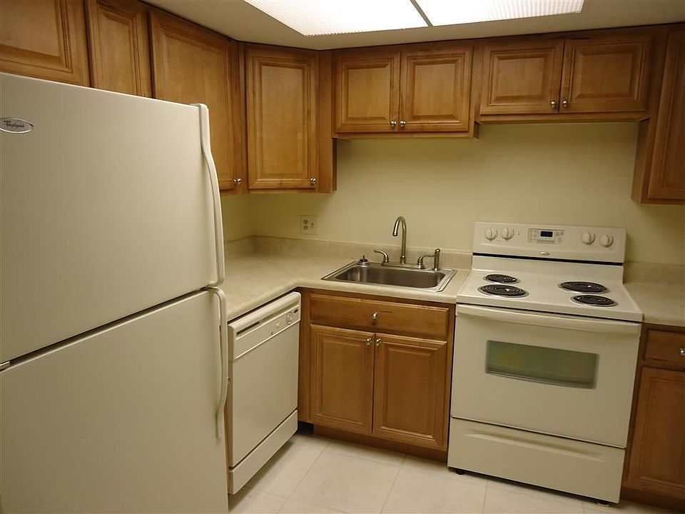 1st image of 342 Southwind Dr APT 107