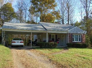 255 South St, Elkin, NC 28621