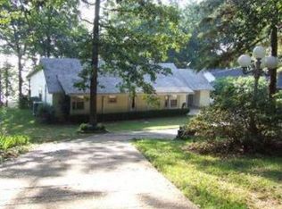 93 N Lakeview Dr, Farmerville, LA 71241