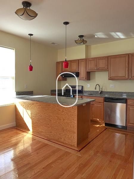 1st image of 241 Boylston St #3