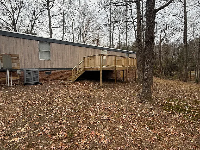 381 Old Hickory Ln — Photo 3