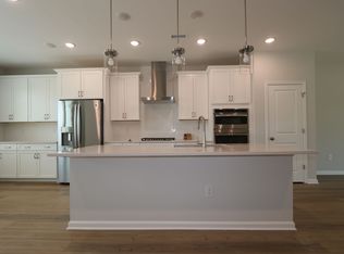 10057 Secluded Garden Dr, Apex, NC 27523