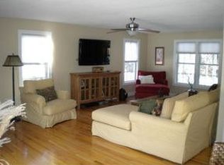 67 Valley Rd, Southampton, MA 01073