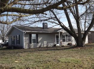 324 N Englewood Dr, Crawfordsville, IN