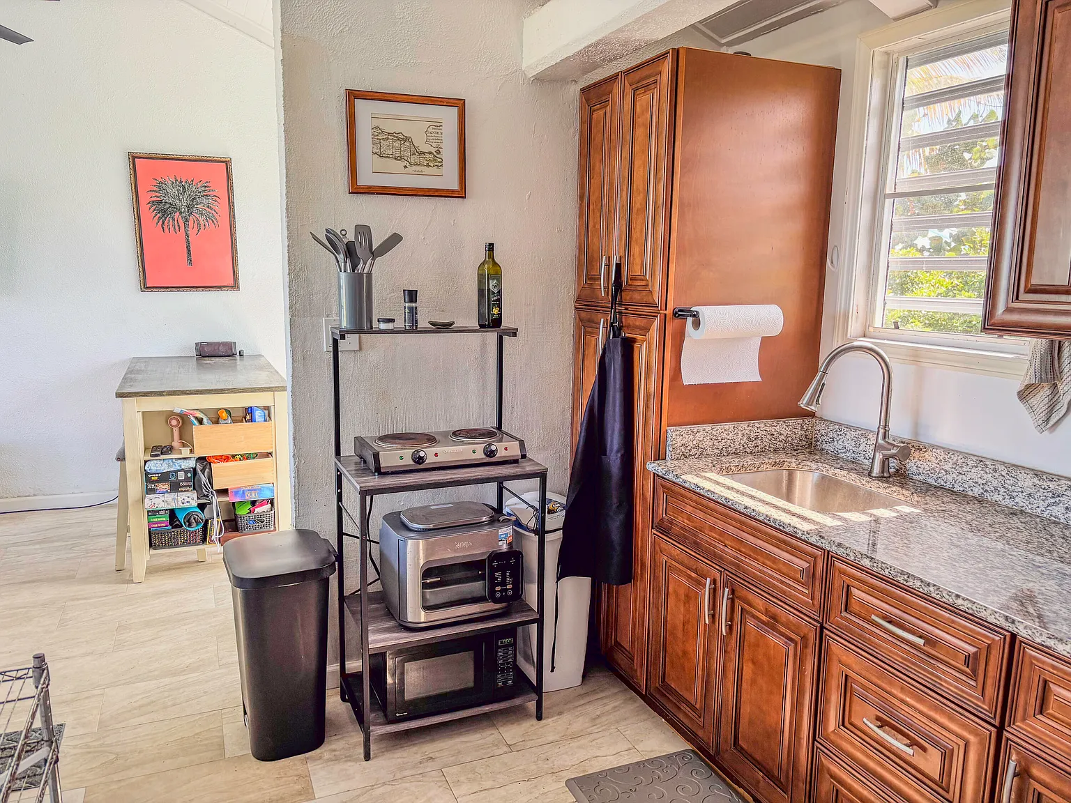 2 bed, $2,000 — Photo 3