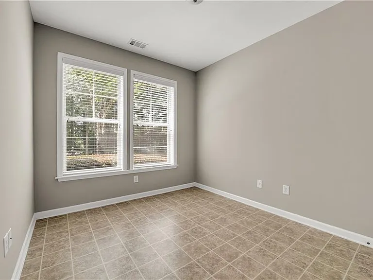 501 Grove Field Ct — Photo 12