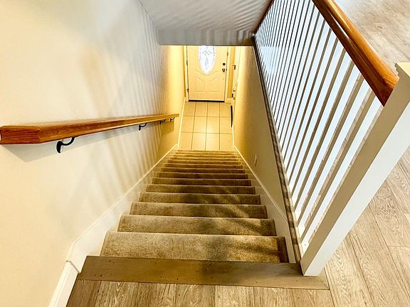 Stairs from the main door to Living room