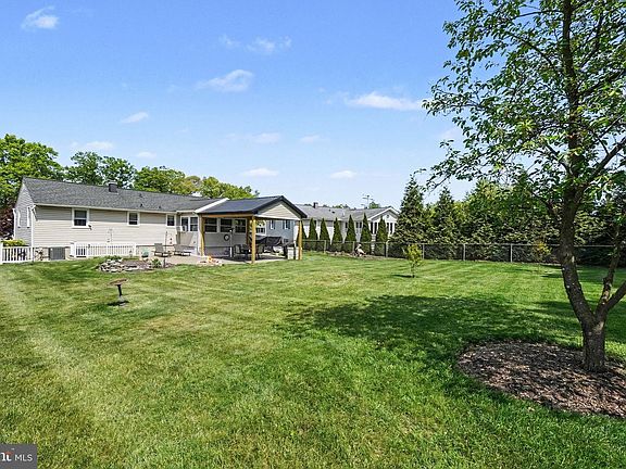 4th image of 3513 Fondulac Rd