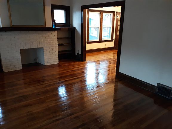 2nd floor living room