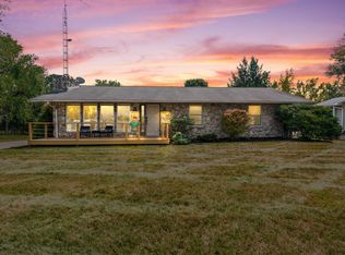 1009 Apple Valley Dr, Howard, OH 43028