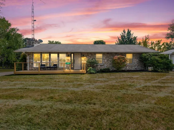 1009 Apple Valley Dr, Howard, OH 43028