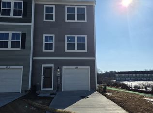 137 Kinkade Ct, Martinsburg, WV 25403