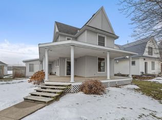 209 Oak St S, Mabel, MN 55954