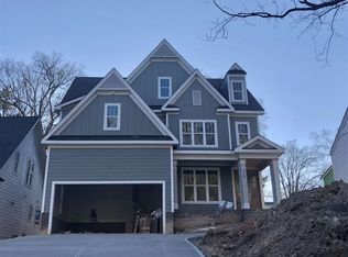 118 W Circle Dr, Cary, NC 27511