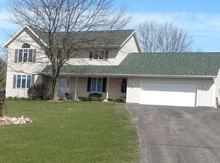 N3602 Oestreich Ln, Fort Atkinson, WI 53538